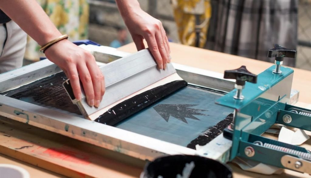 Jenis-Jenis Sablon dalam Pembuatan Kaos